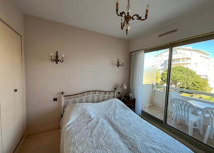 Arcachon: T2 Bis Proche Centre Et Avec Parking - Fr-1-319-595 Arcachon